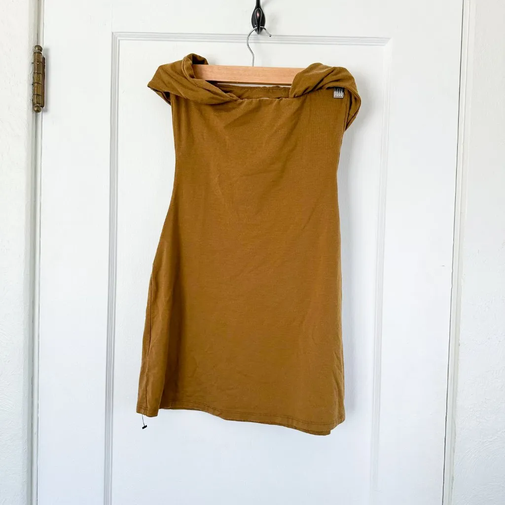 Reformation | Carmina Knit Off the Shoulder Bodycon Mini Dress‎ in Bronze XSmall - Image 4