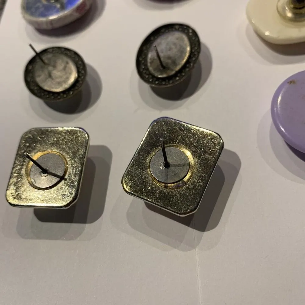 Lot Of 5 Costume Earrings Pierced Variety - Image 6