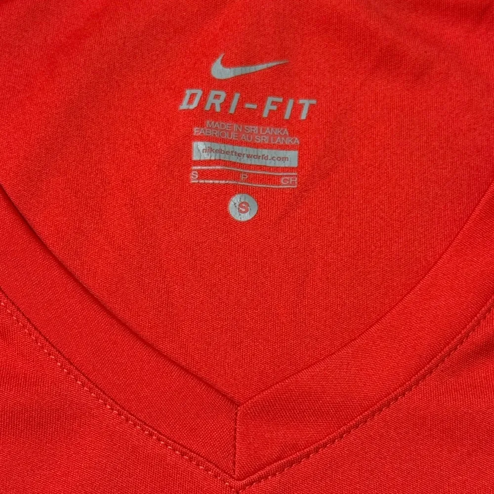 Nike Livestrong Dri-fit Shirt - Image 3