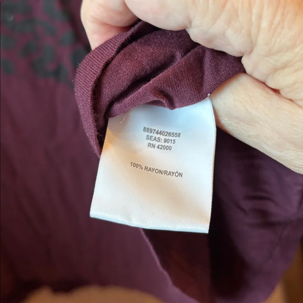 Joe Boxer Women's love to love Long Sleeve Top with Heart Print small - Image 4