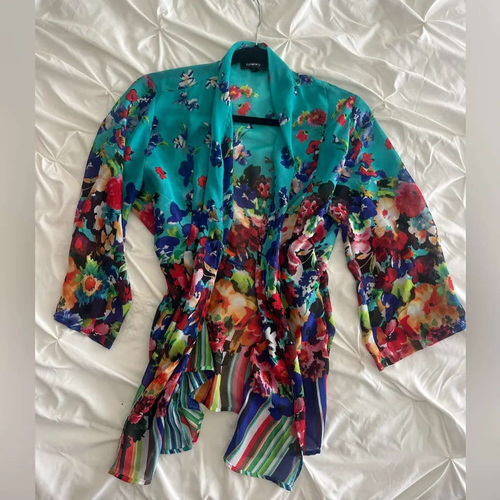 Colorful Floral Kimono Cardigan Blue Size 2 - Image 3