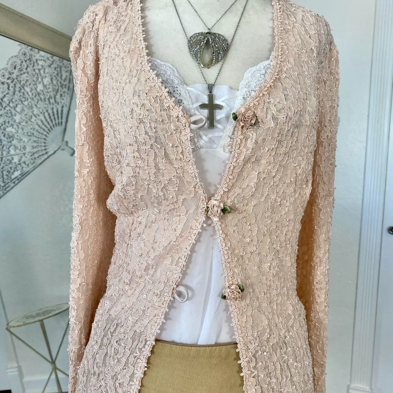 Blush Pink Vintage Fairy Coquette Whimsical Lace Rosebud Cardigan Plus 22 2XL Size undefined - Image 4