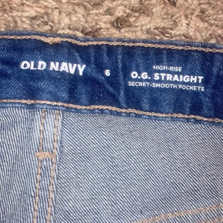 Old Navy High-Rise O.G. Straight Ripped Jean Shorts Size 6 BNWT - Image 7