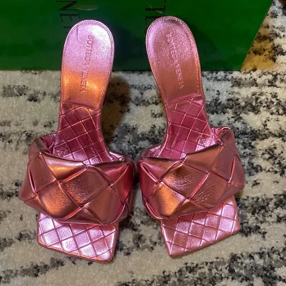 Bottega Veneta Lido Metallic Slide Sandal - Image 3