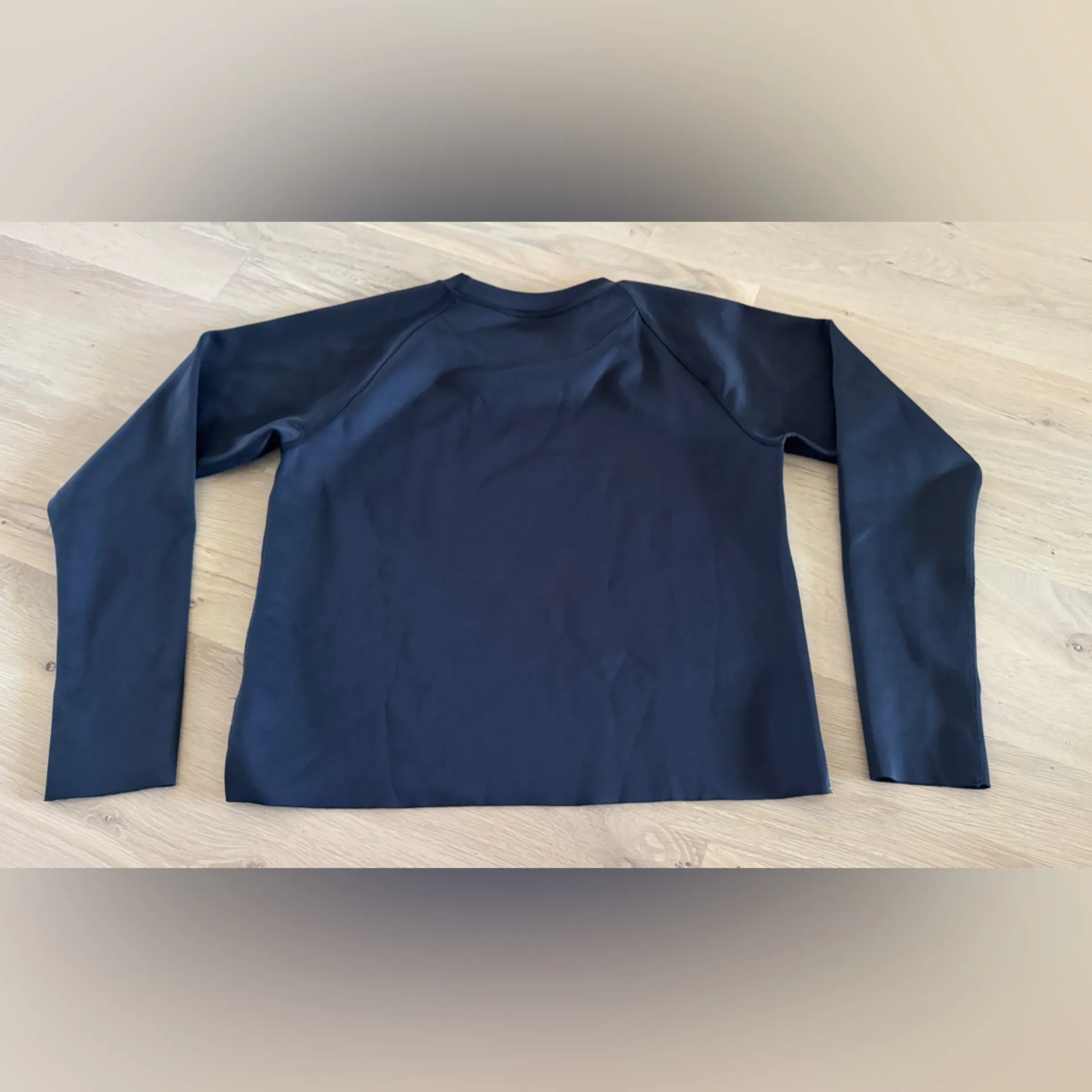 Albion Fit black neo scuba sweatshirt black size small - Image 12