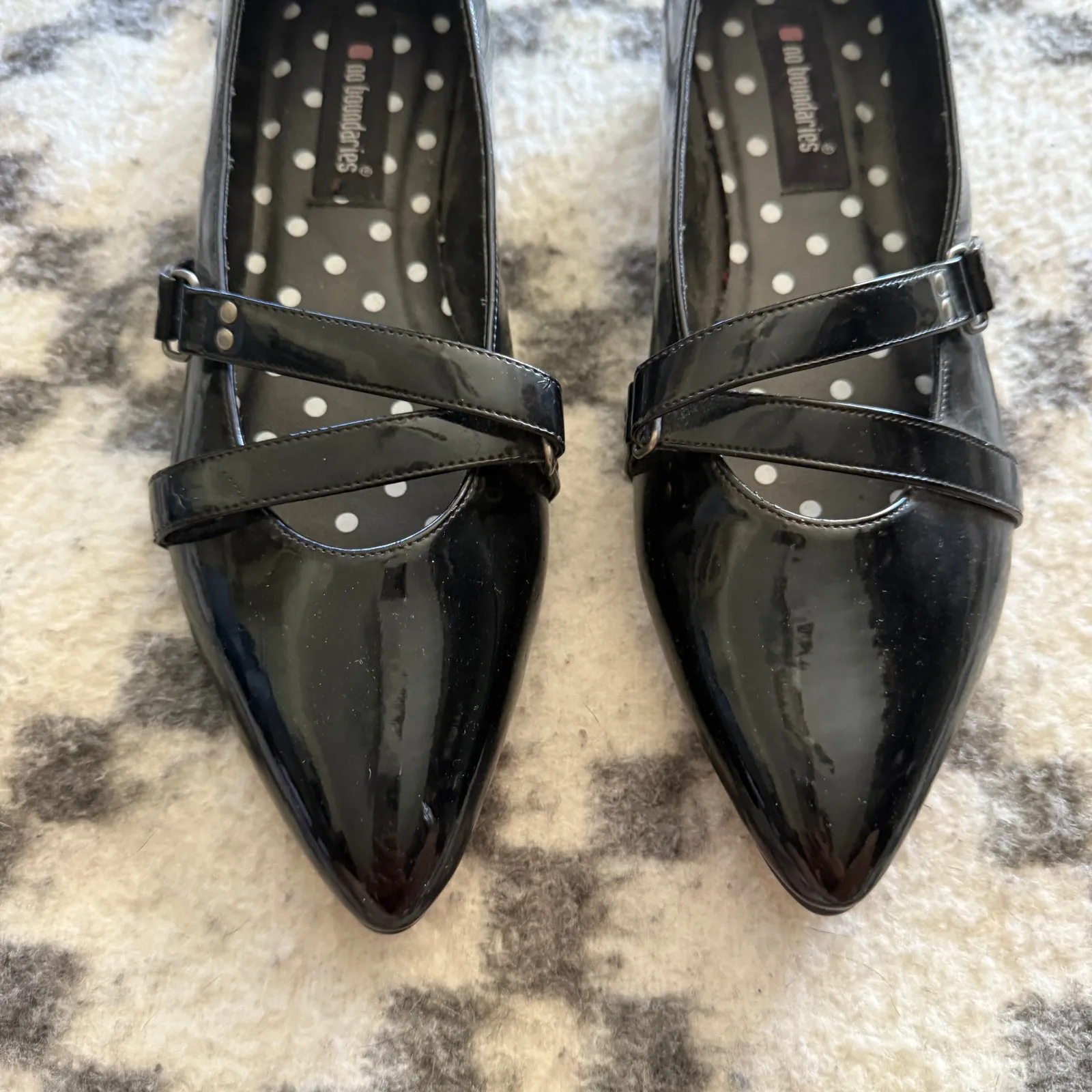 Y2K No Boundaries Black Patent Mary‎ Jane Flats Women’s 9.5 Pointed Toe Shoes - Image 2