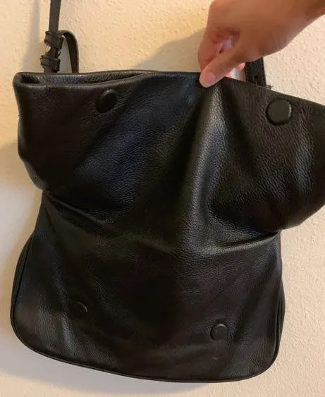 Tory Burch Amanda Crossbody - Image 8