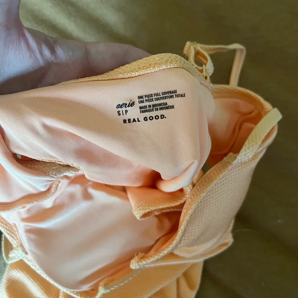 Aerie Women’s Peach Cut out one piece swim - Image 3