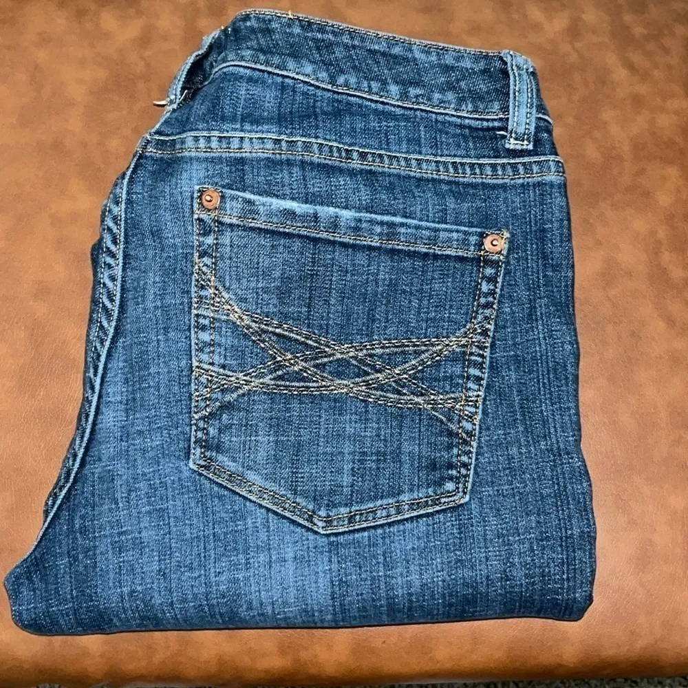 White House Black Market Blanc Bootcut Size 10R - Image 3