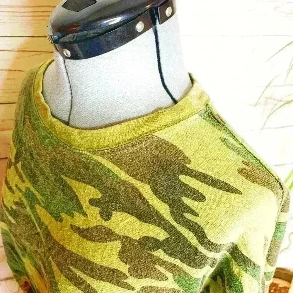 Camouflage Camo Cropped TShirt Ringer 3XL Bleached Green Size undefined - Image 5