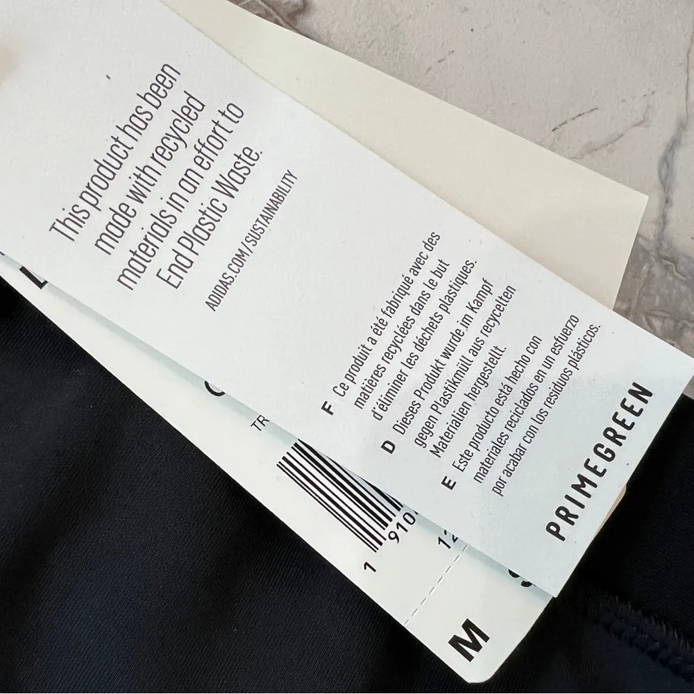 Adidas Primegreen Graphic Sports Bra, black w/white logo, NEW witth tags size M - Image 3