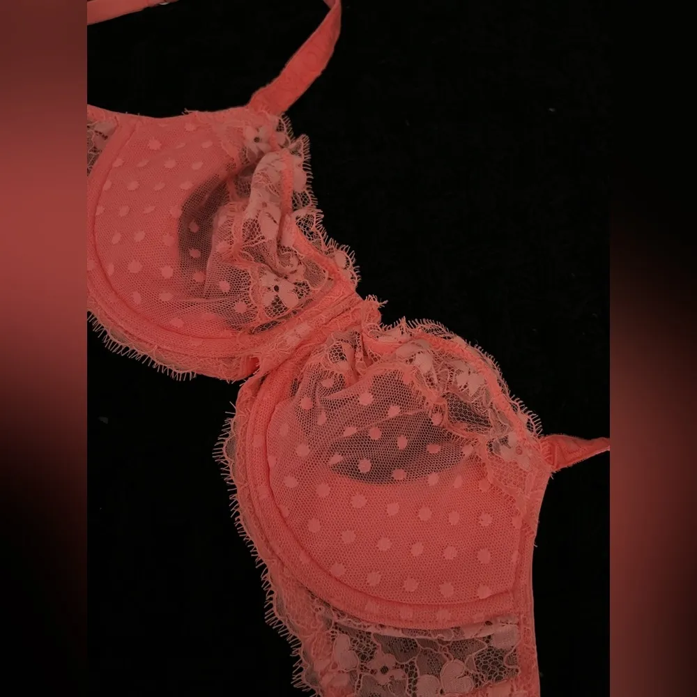 Victoria’s Secret Dream Angel Push Up Without Padding Coral 34C - Image 2