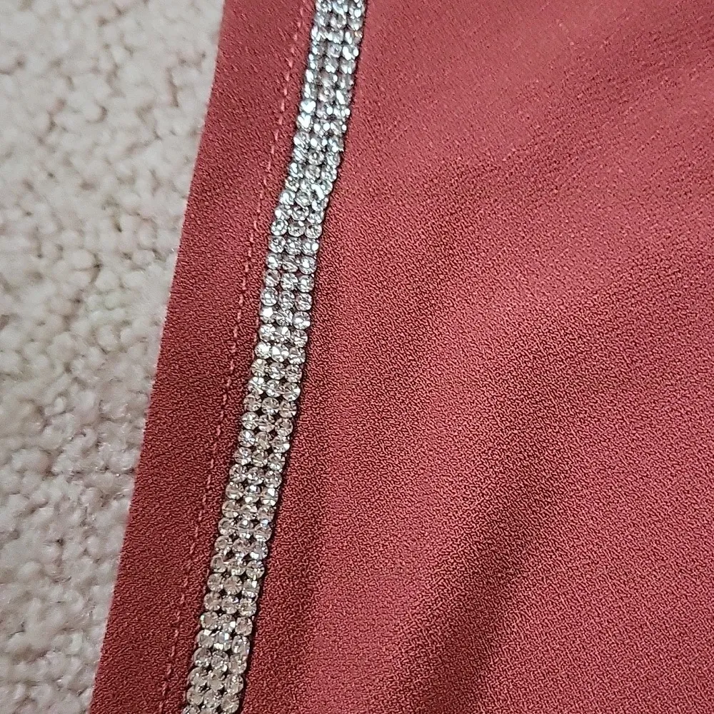 89th & Madison Top Red Size L - Image 5