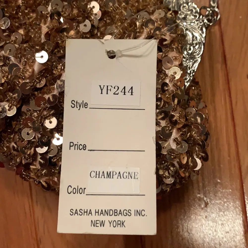 Sasha Handbags champagne sparkly bag - Image 4
