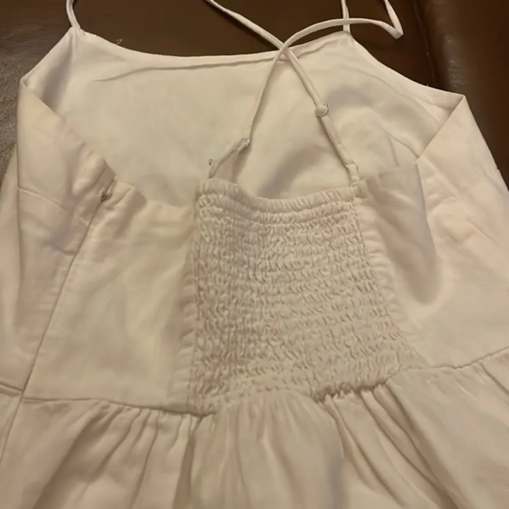 Old Navy Cream Raw Hem Smocked Back Lined Dress Size Small Petite Vacation Beach - Image 4
