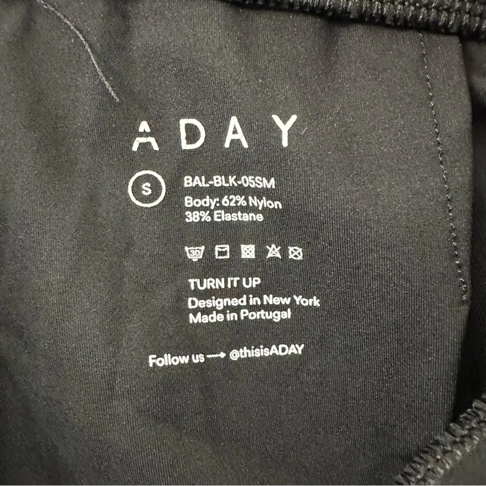 ADAY Turn It Up Pants High Rise Ankle Tapered Leg Trousers Black Women XS x 27.5 - Image 4