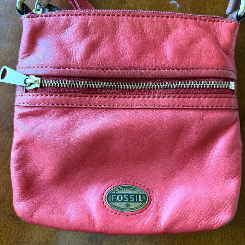 Fossil Coral Orange 100% Cow Hide Leather Square Crossbody Zipper Top Purse Bag - Image 3