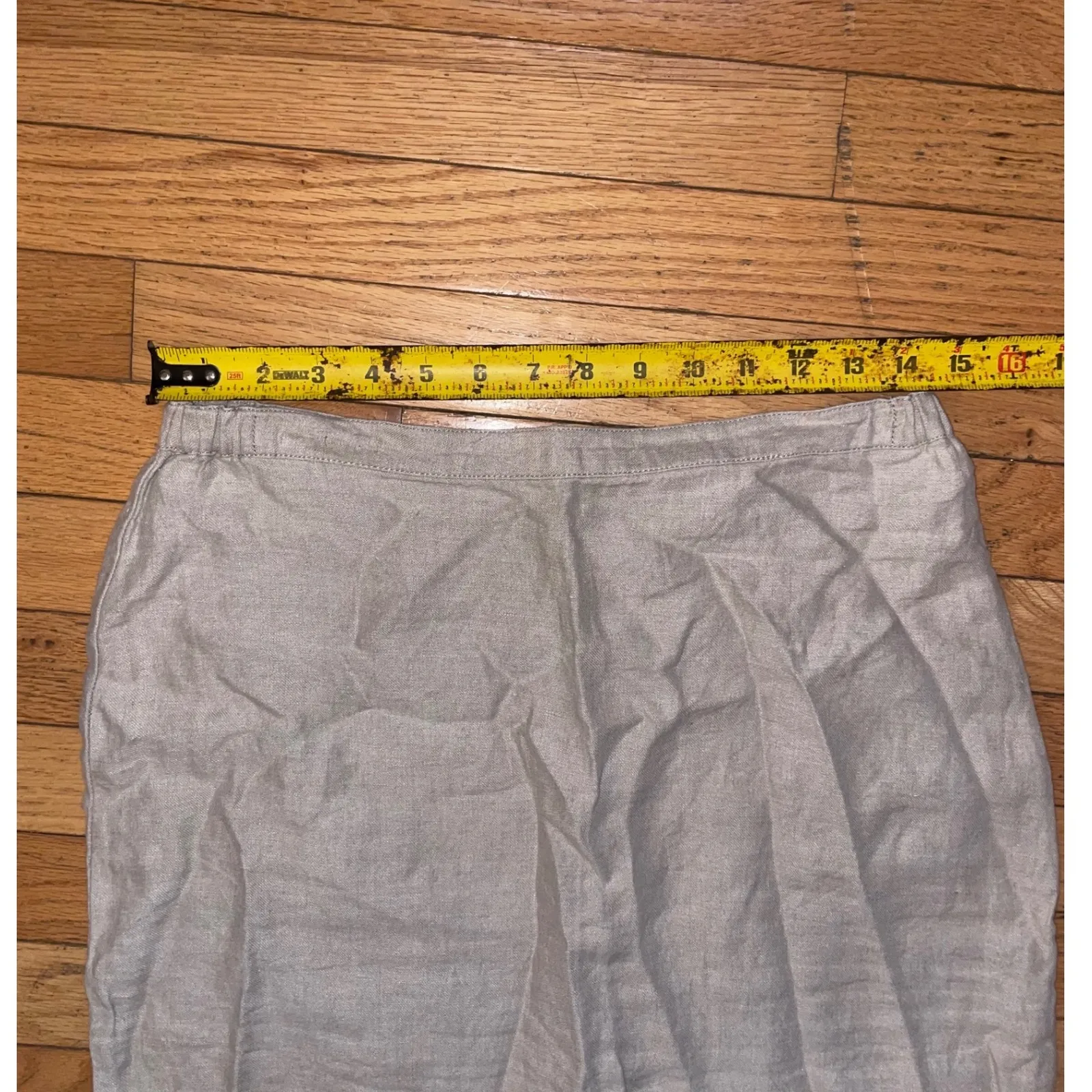 Calvin Klein‎ beige 100% linen long pencil skirt with size 8 - Image 3