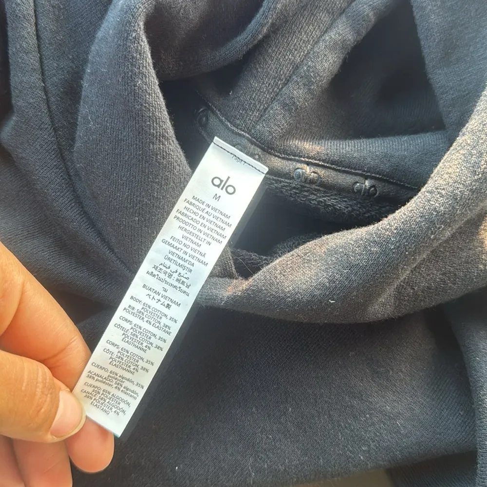 ALO Yoga Women's Black chill Hoodie Sweater - Image 6