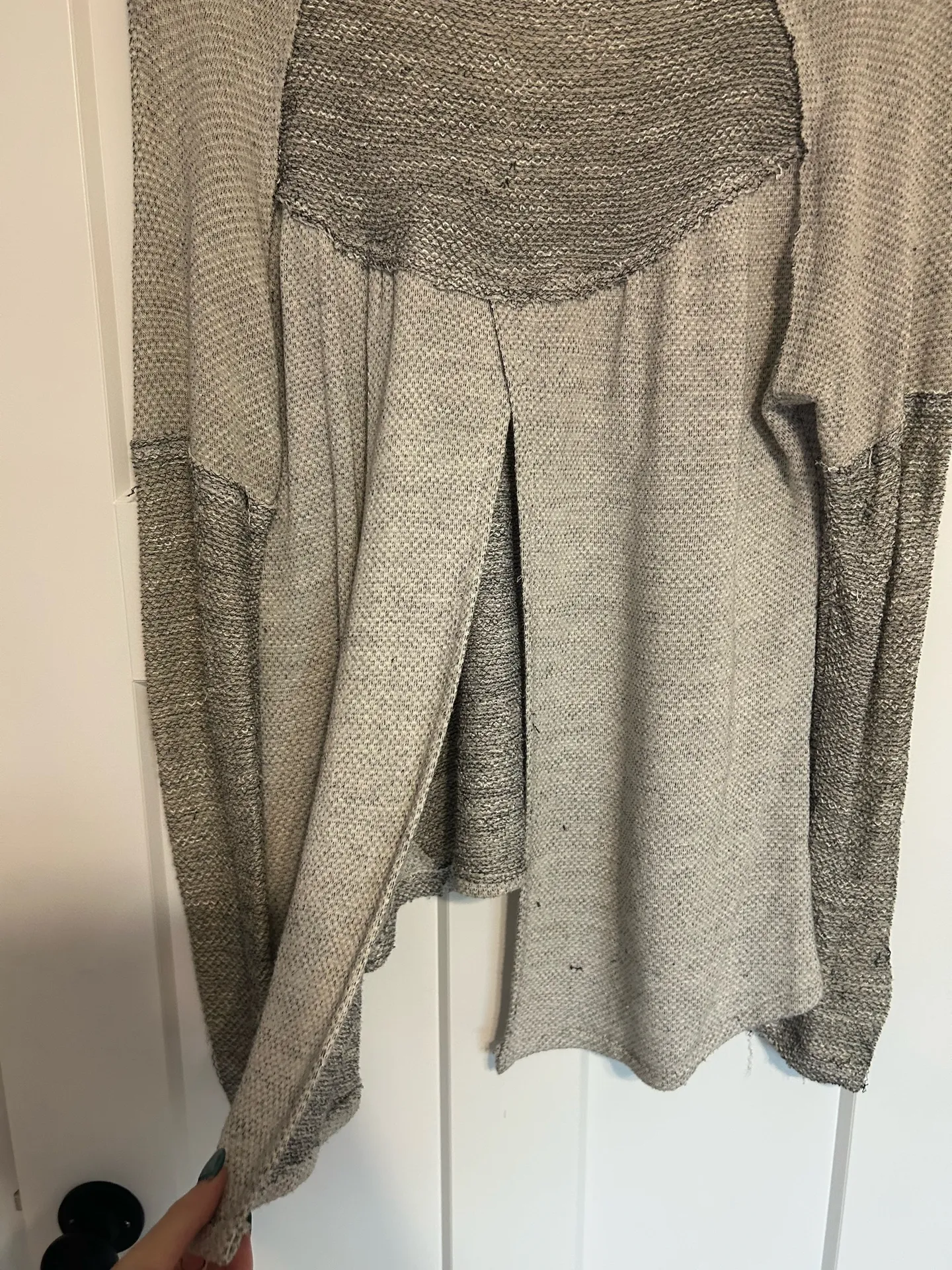 Grey open back sweater - Image 3