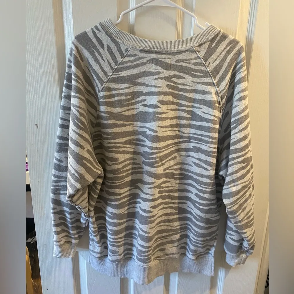 American Eagle Crew Neck - Image 2