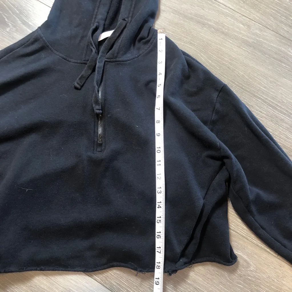 Fabletics Hallie Terry Cloth Black Lightweight Crop Hoodie Size Small With Hood - Image 4