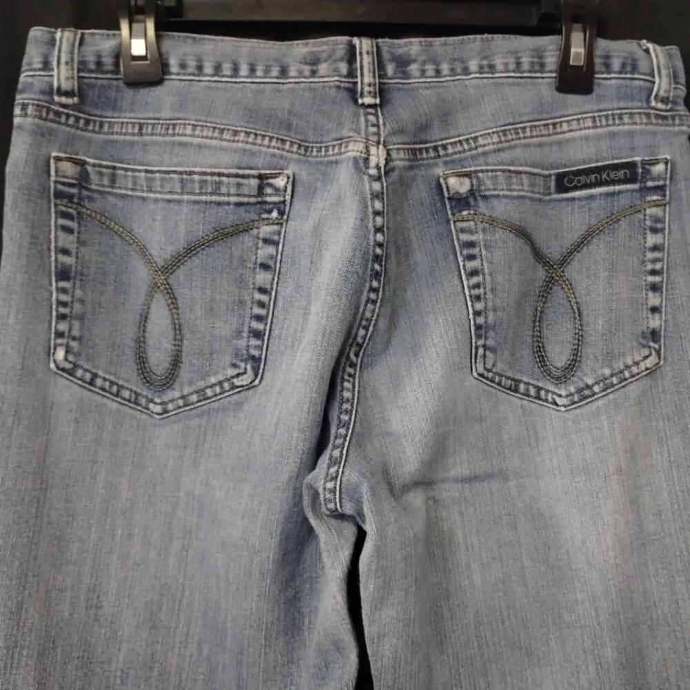 Calvin Klein Women's Blue Jeans/Bootcut Size 31/12 SKU 4060 - Image 4