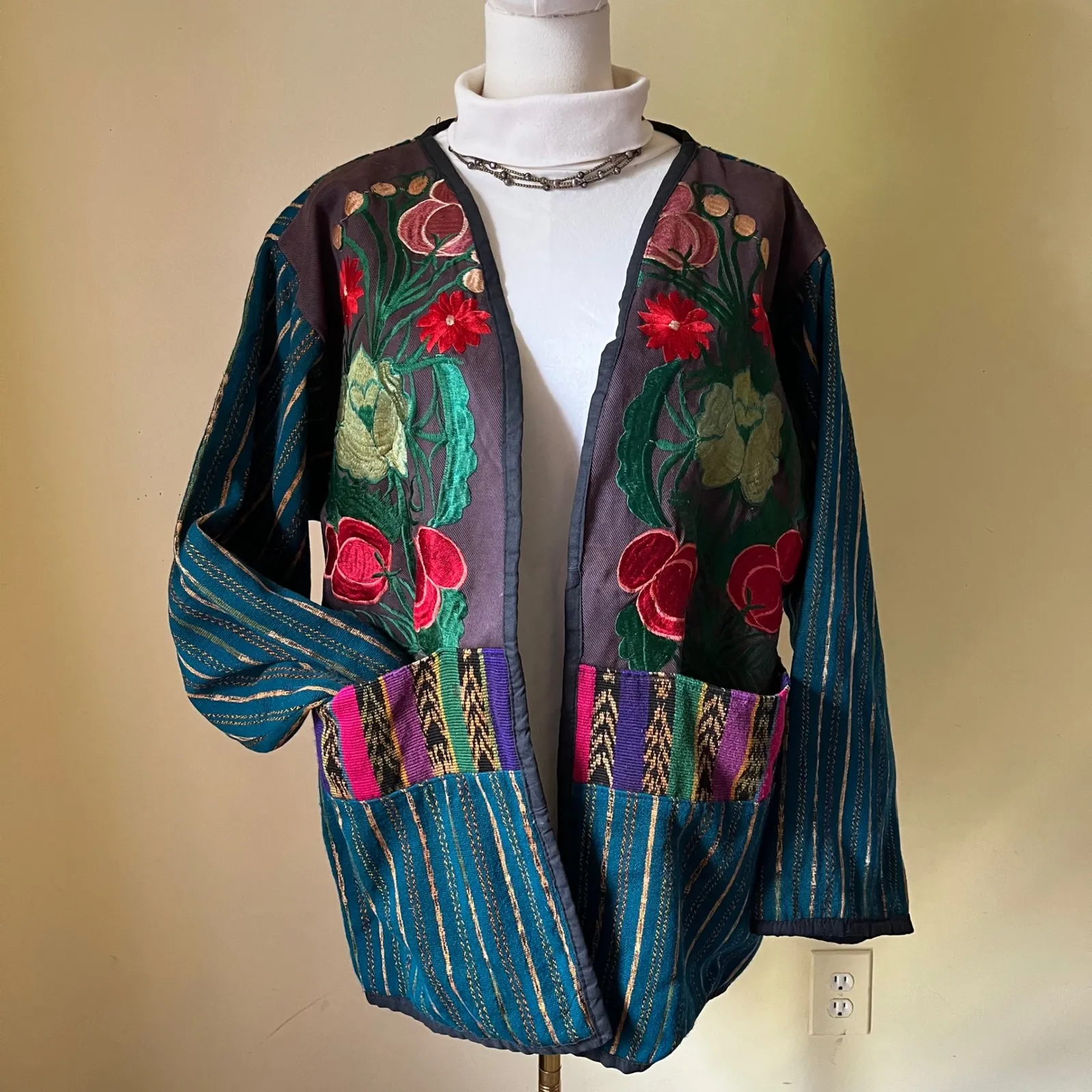 Vintage Boho Floral Embroidered‎ Kimono Jacket Artisan Folk Art Festival Coat OS Green Size undefined - Image 11