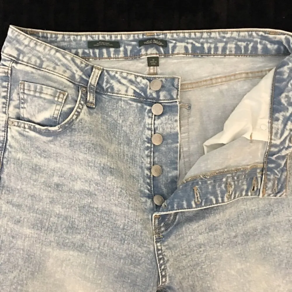 80s Vibes High waisted Button Fly Stretch Denim - Image 7