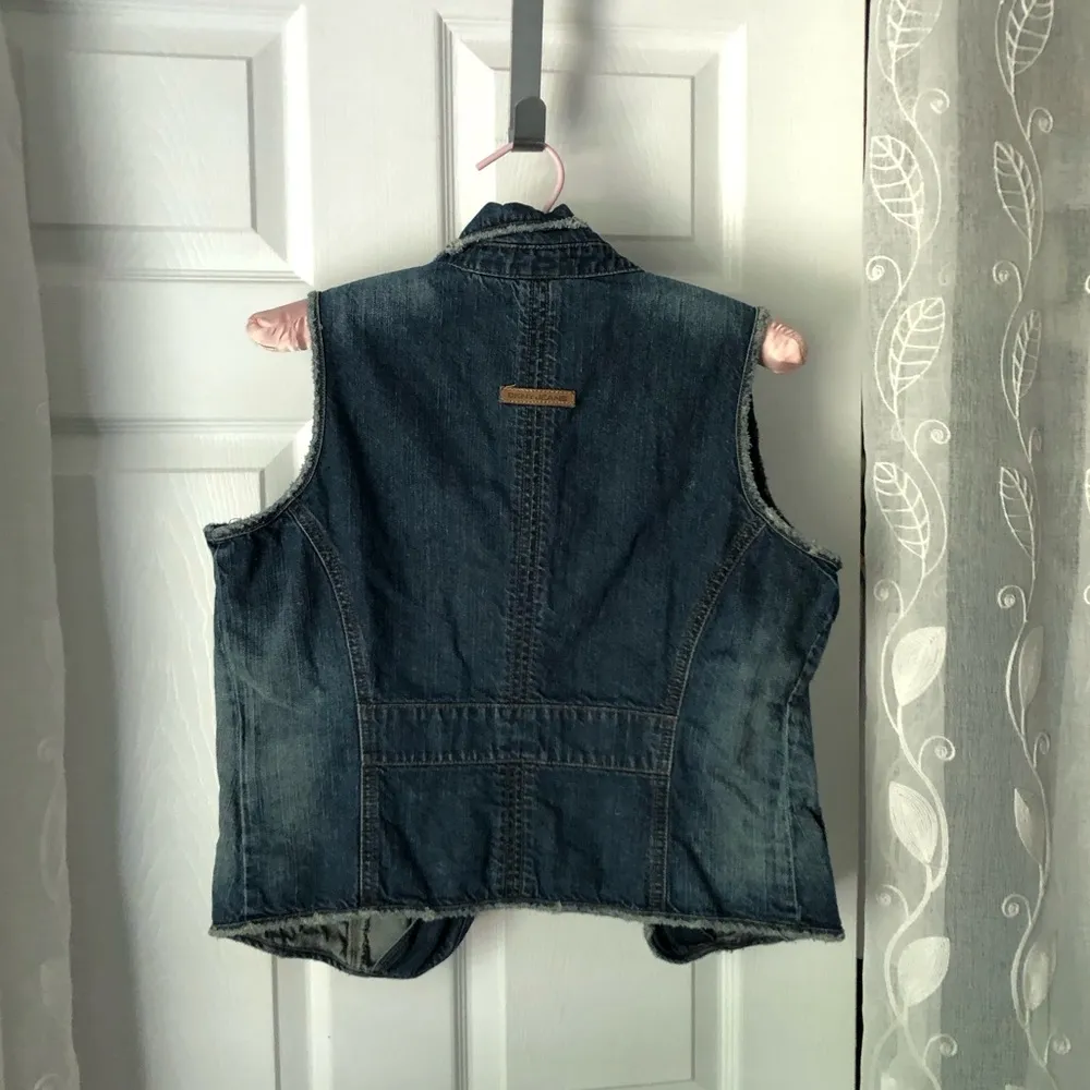 DKNY Jeans button up denim vest size L 100% cotton - Image 6