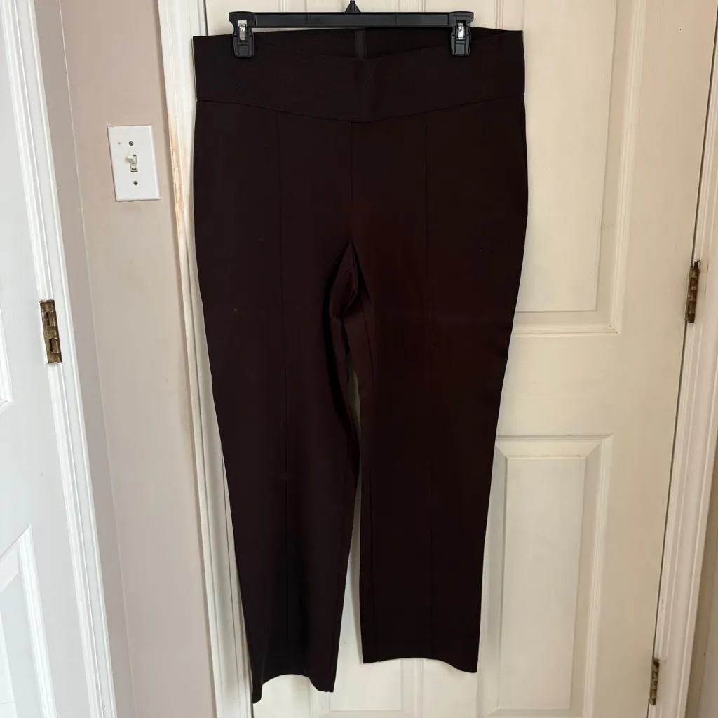 Nygard Slims by Peter Nygard Straight Leg Cropped Pull-On Pants in Brown - Image 2