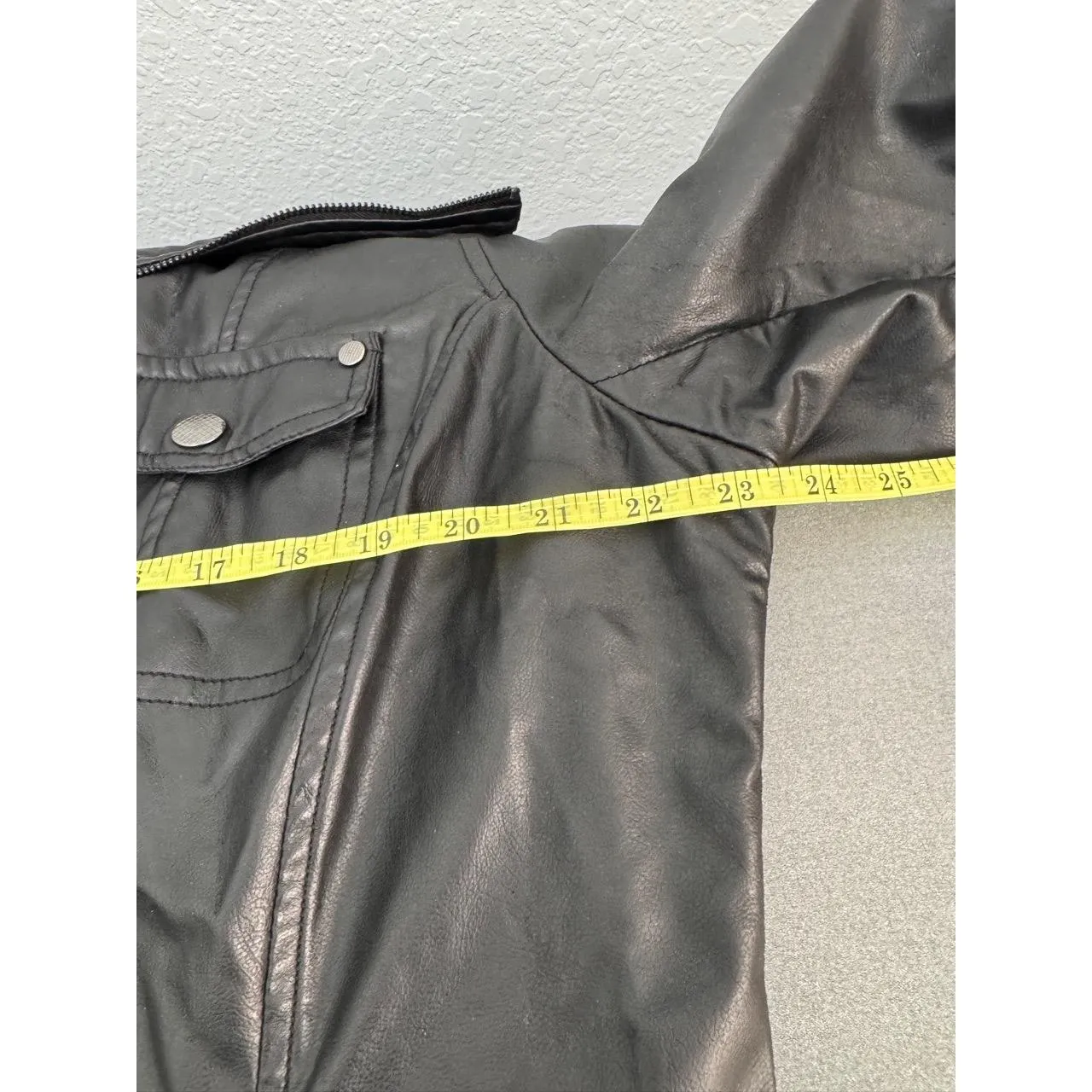 Ci Sono by Cavalli Black Faux Leather Bomber Jacket with Leopard Lining –Size 1X - Image 11