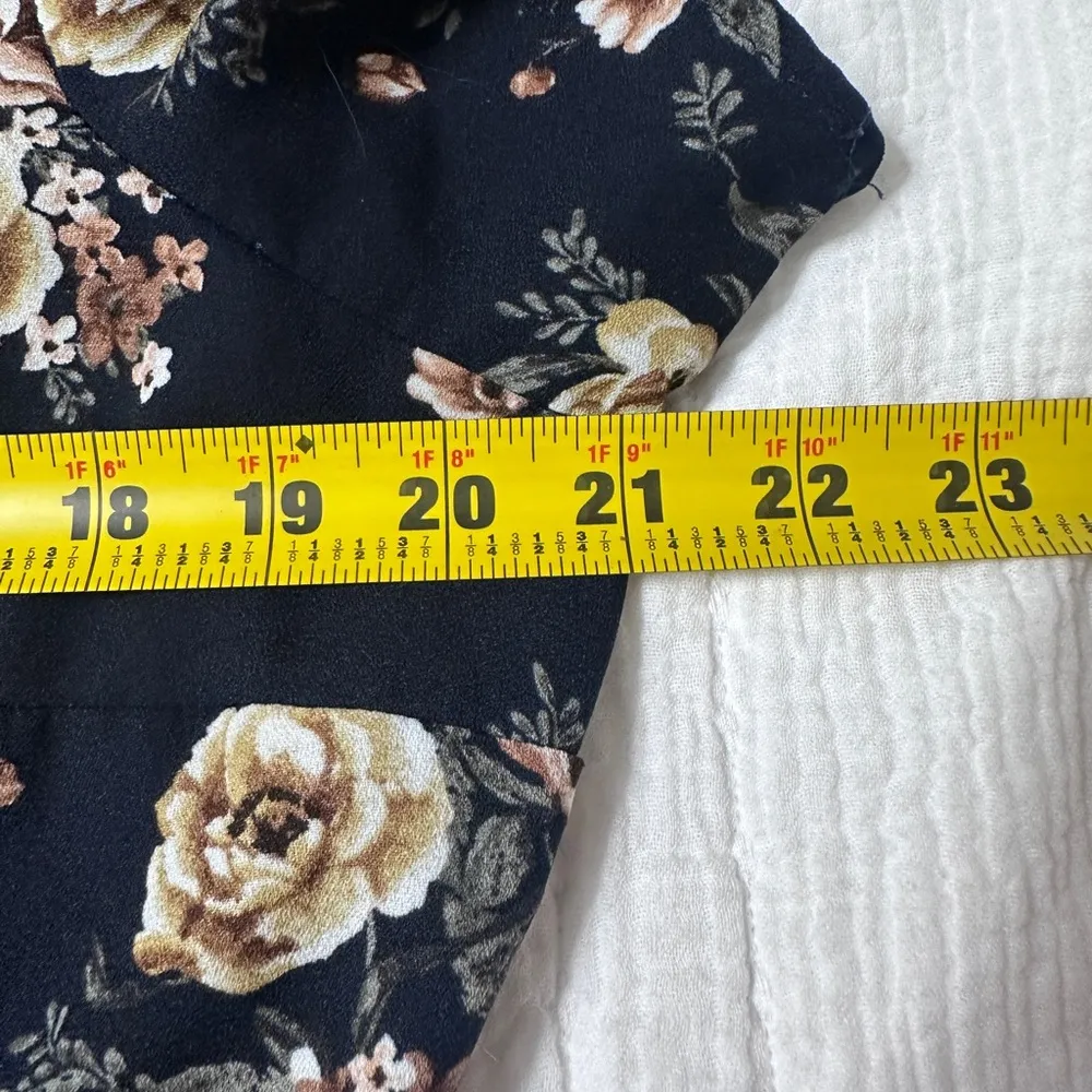Xhilaration Floral Jumper size XL - Image 5
