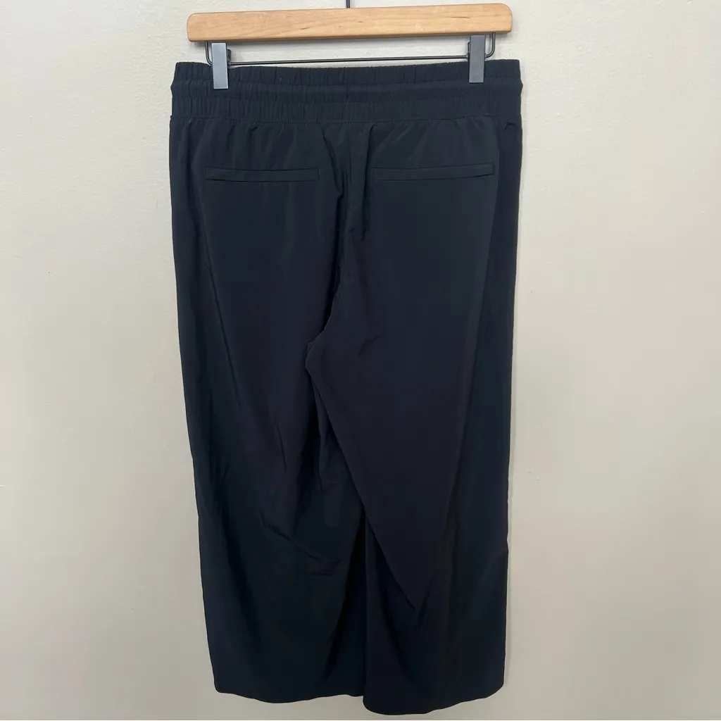 Athleta Avenue Wide Leg Crop Pant Black Women’s Size 10 Casual Pull On - Image 8