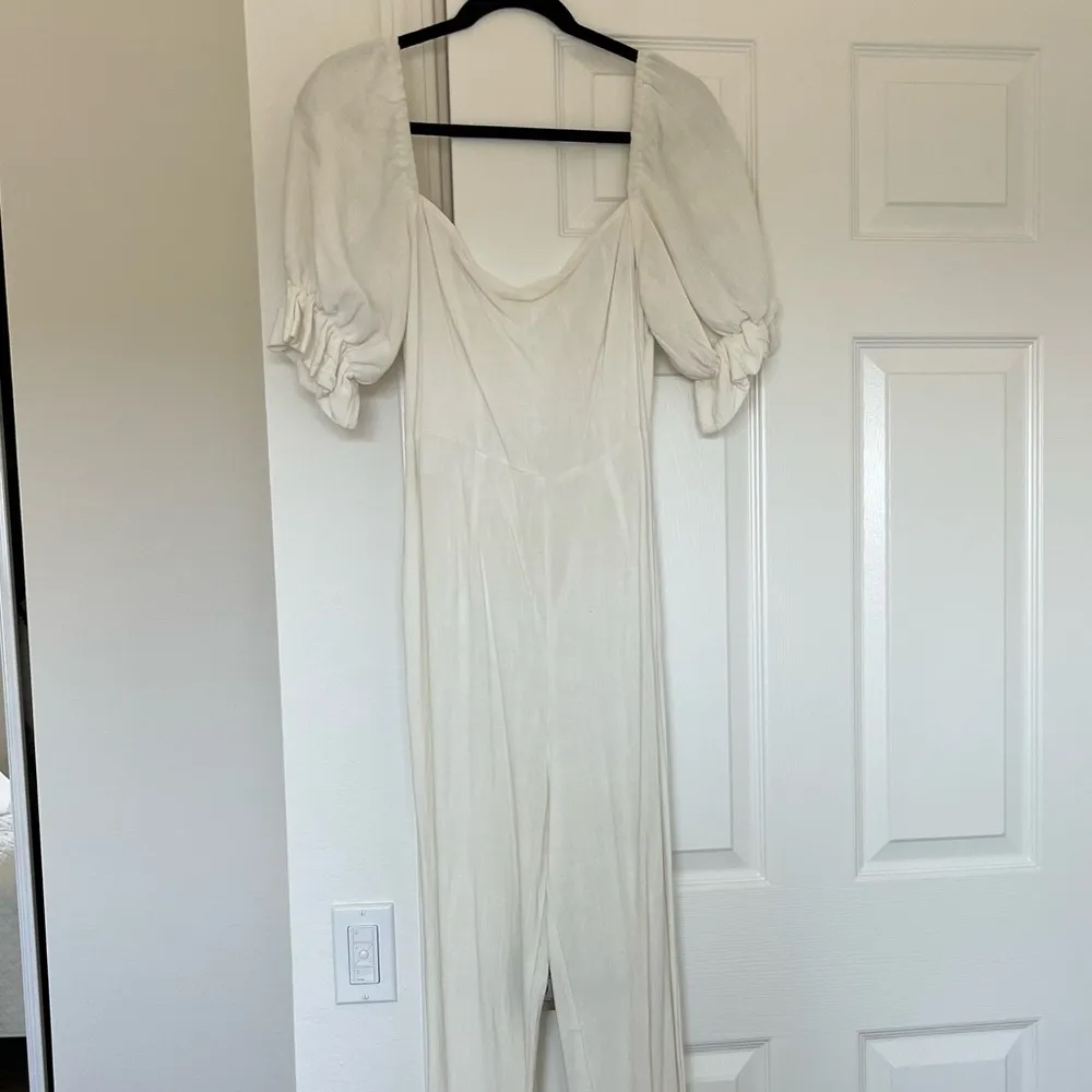 White Jumpsuit - Image 4