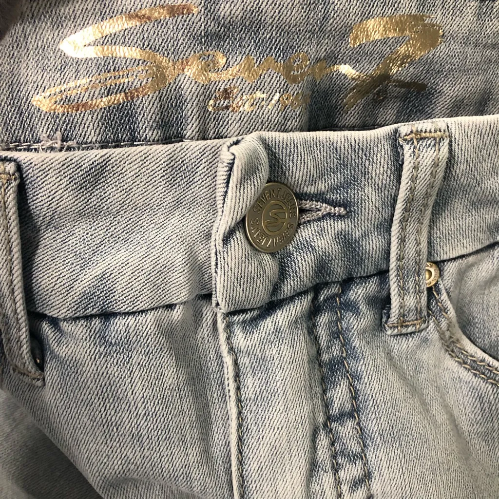 Seven7 tummyless high Rise skinny lighter wash distressed jeans women’s size 10 - Image 14