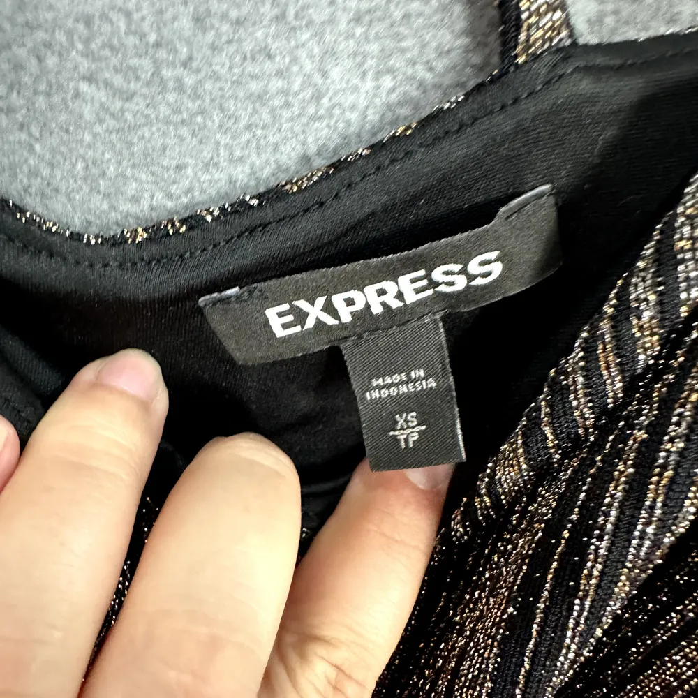 Express Crop Top Womens XS Black Shimmer Metallic Strappy Glam Party‎ Boho Y2K - Image 3