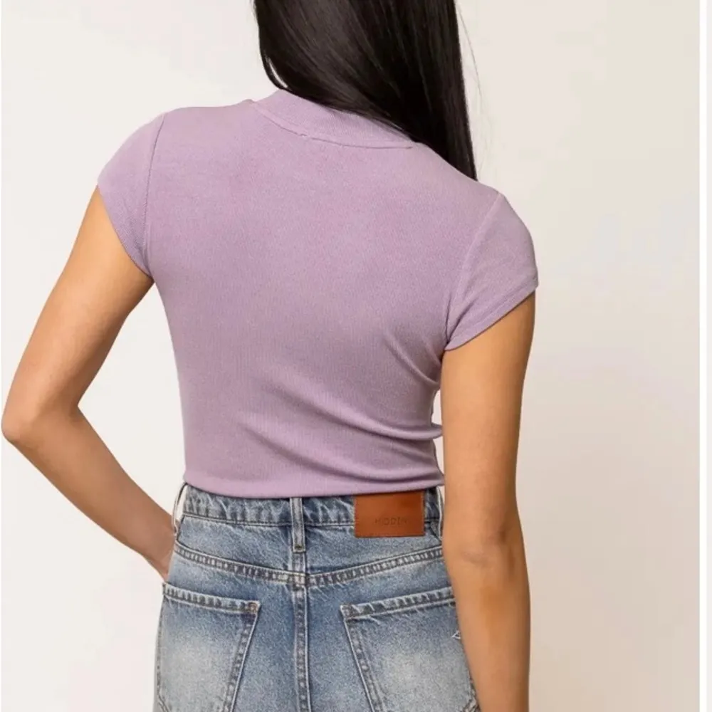 BOHME HOLLY RIBBED BODYSUIT IN LAVENDER - Image 2