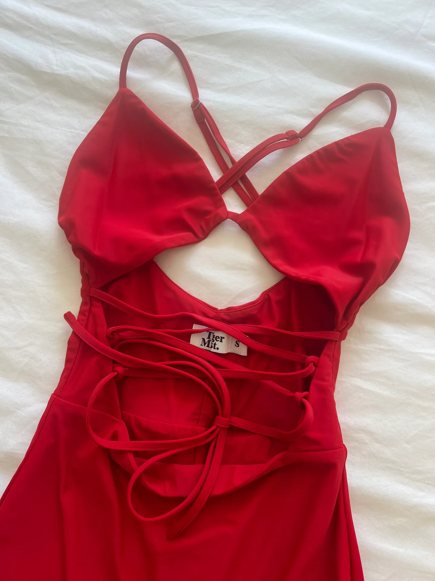 Kelsey Red Bodycon Dress - Image 4