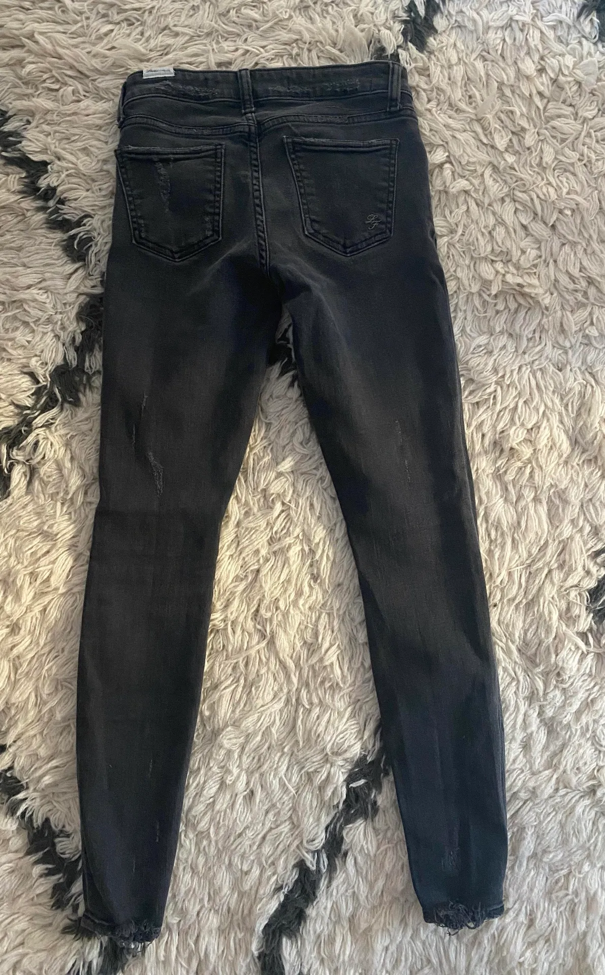 Lovers + Friends Ricky Skinny Jean - Dark grey distressed jeans - Image 3