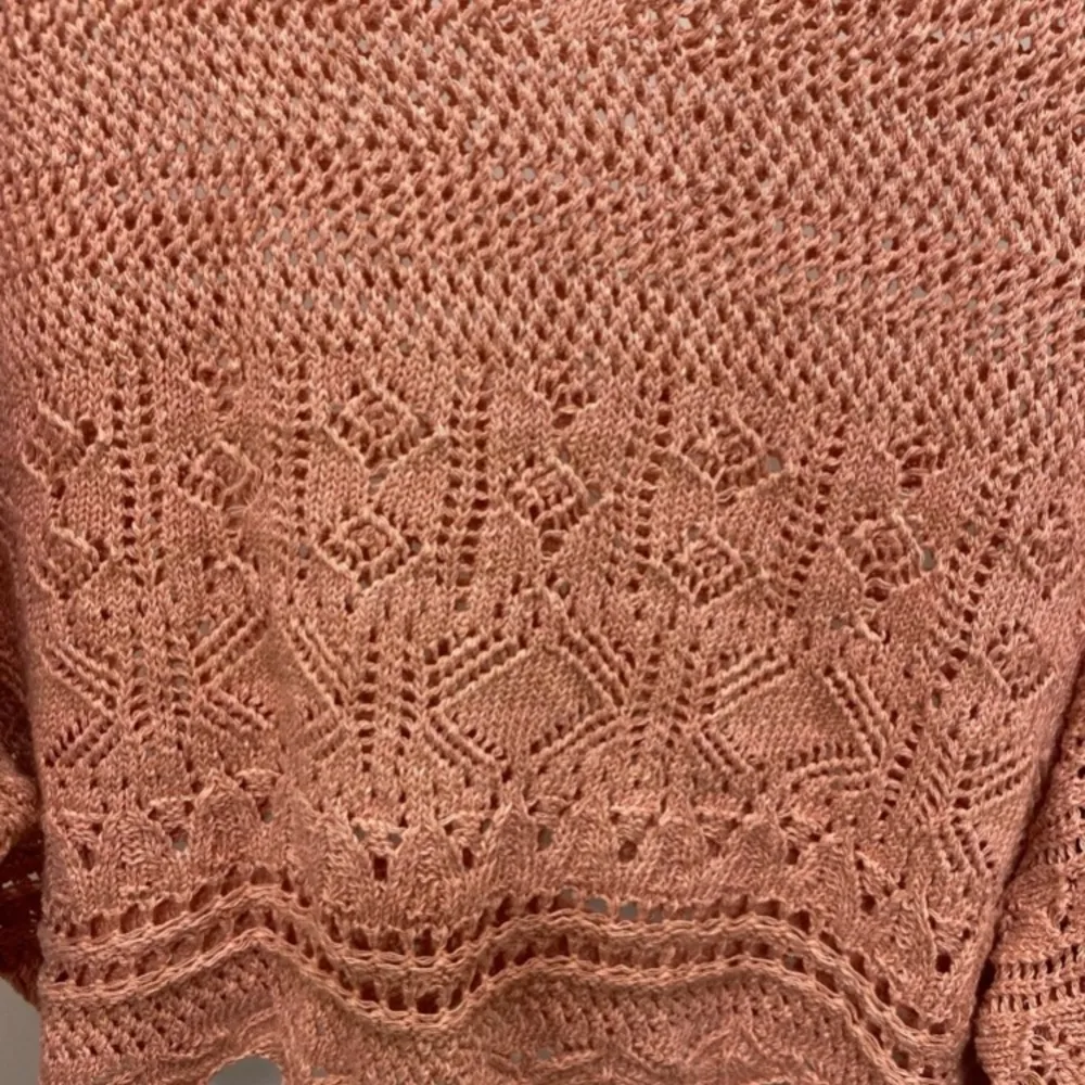 Urban Outfitters Pointelle Pullover Sweater. Size Large - Image 4