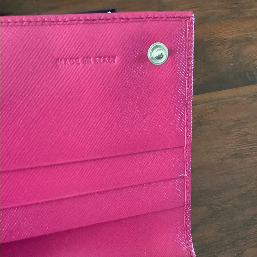 NICE PRADA SAFIANO LEATHER WALLET 🌷🌷🌷 - Image 8