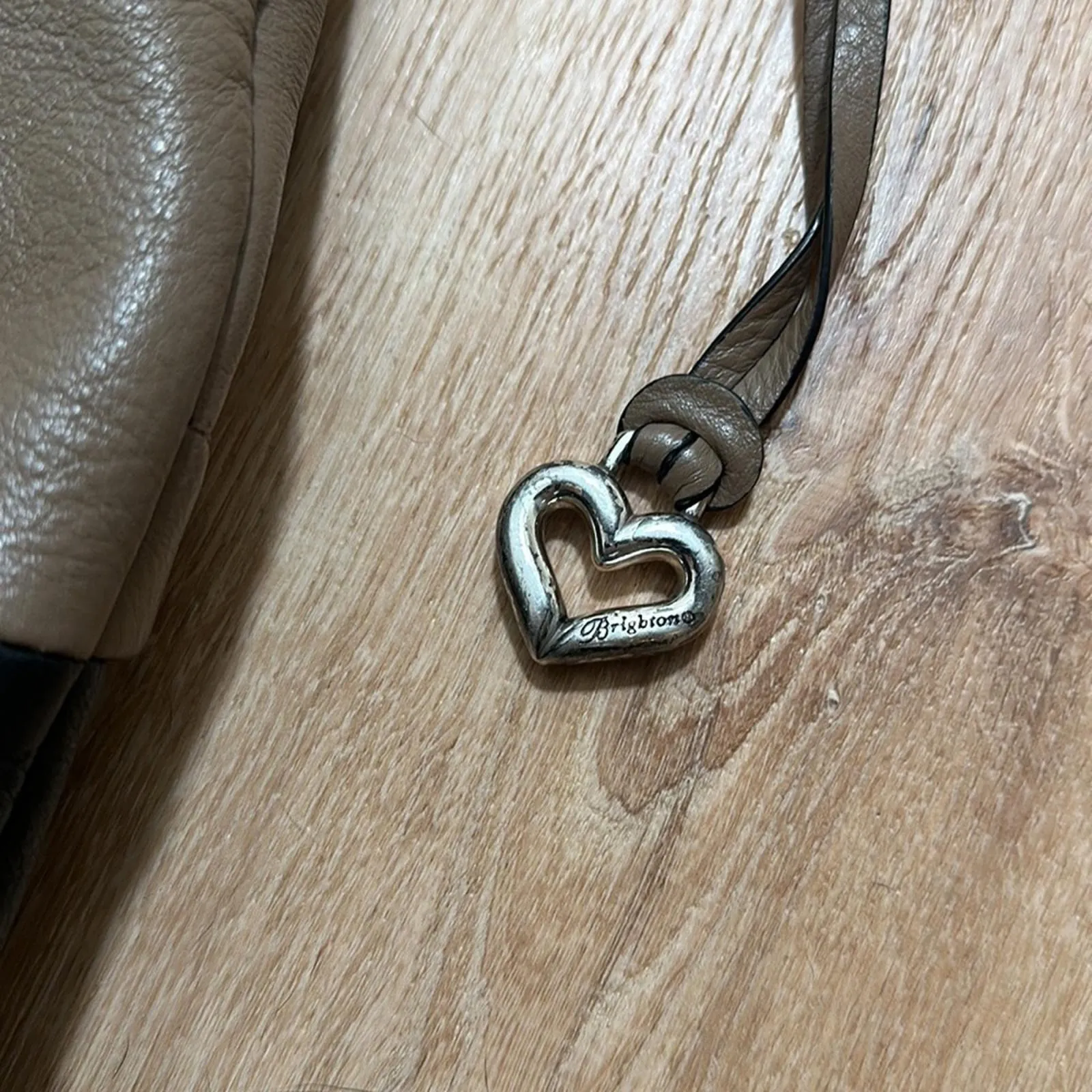 Brighton  | Two Tone Shoulder Bag - Image 4