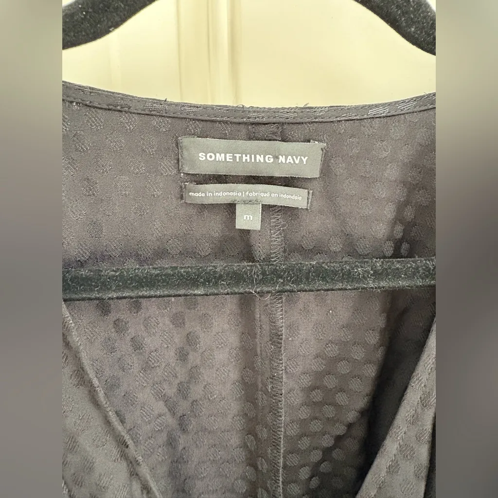 Something Navy Waist Detail Jacquard Long Sleeve V-Neck Blouse Size Medium - Image 3