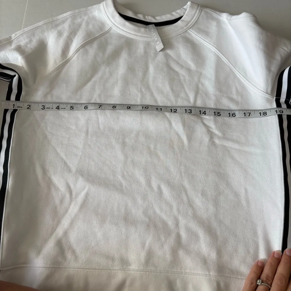 NWT  24/7 Striped Sweatshirt white black size xs - Image 9