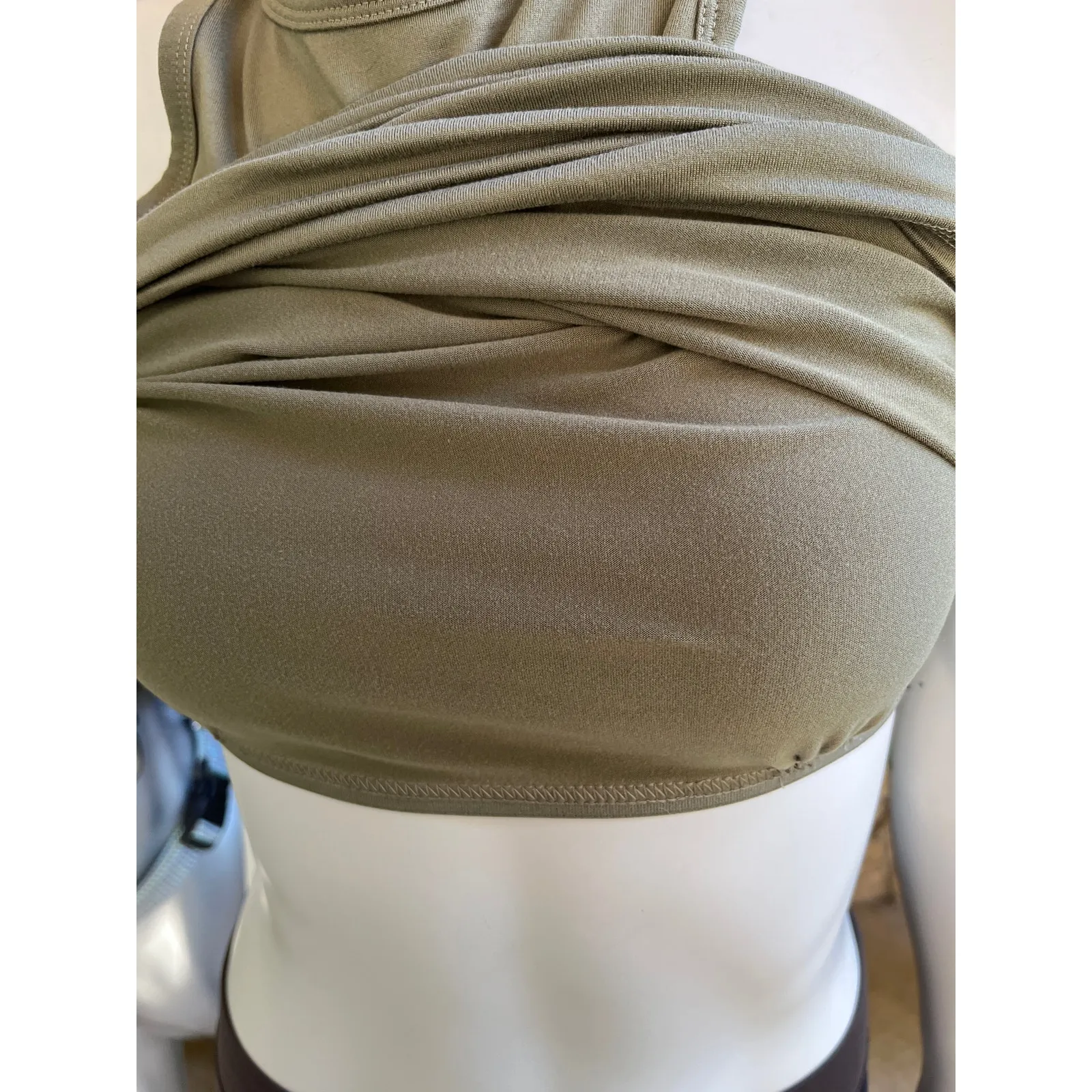 Upwest Green Soft Tank Top with Built in Bra Women’s Size Small - Image 4