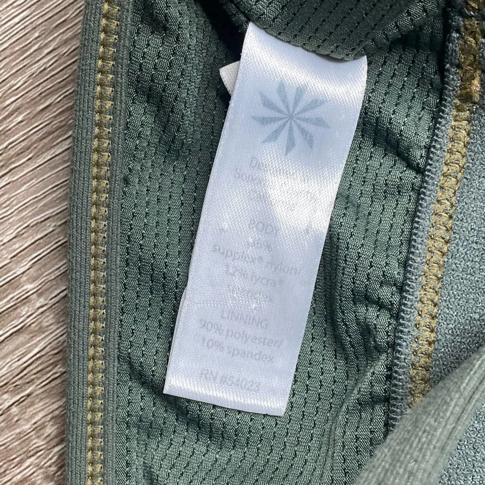 Athleta Full Focus Olive Army Green Sports Bra XS - Extra Small - Image 5