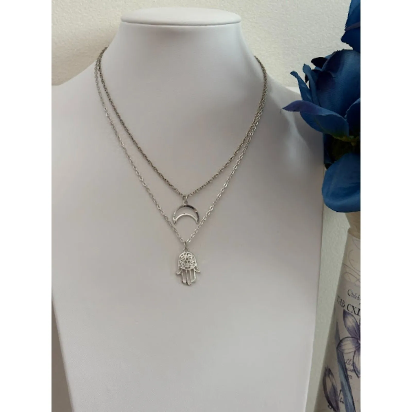 Hamsa Hand & Crescent Moon Necklace – NWOT Silver - Image 4