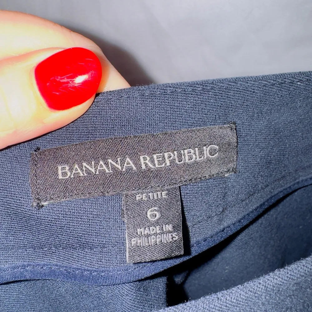 Banana Republic Blue High Waisted A-line Pencil Skirt size 6 petite - Image 3