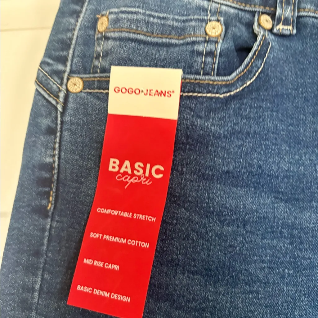 GOGO Dark Blue Capris Size 29 - Image 2